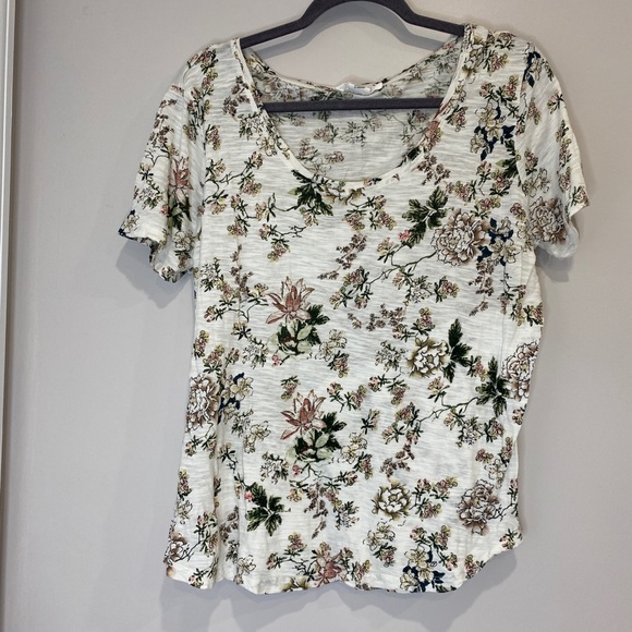•2/$25• Workshop Republic Clothing Neutral Floral White Tee T-Shirt - Picture 1 of 3